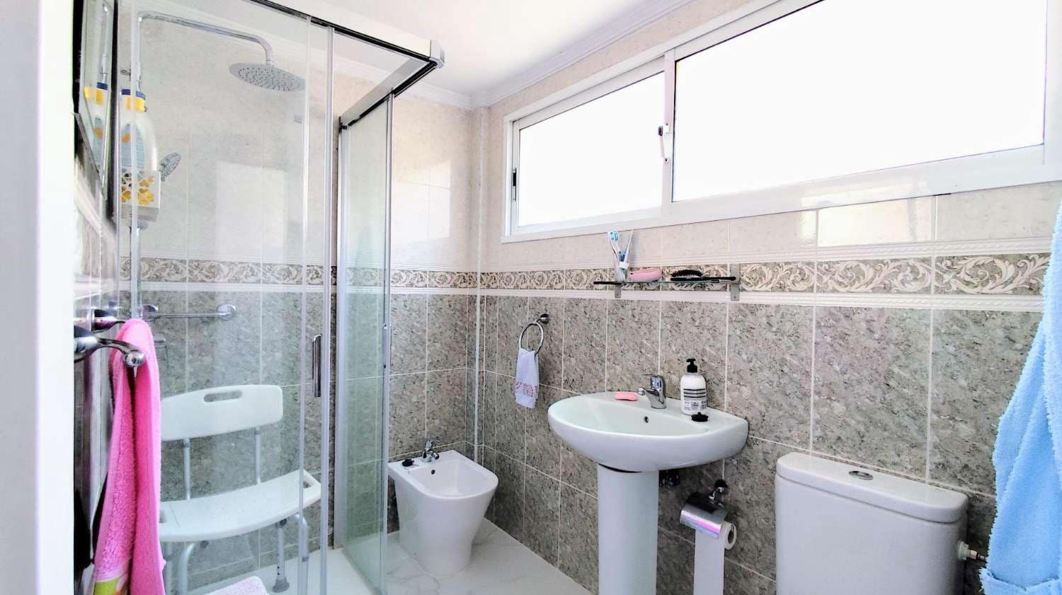 1 Zimmer Strandapartment zu verkaufen in Torremolinos mit Pool - 211.000 € (Ref: 9434790)