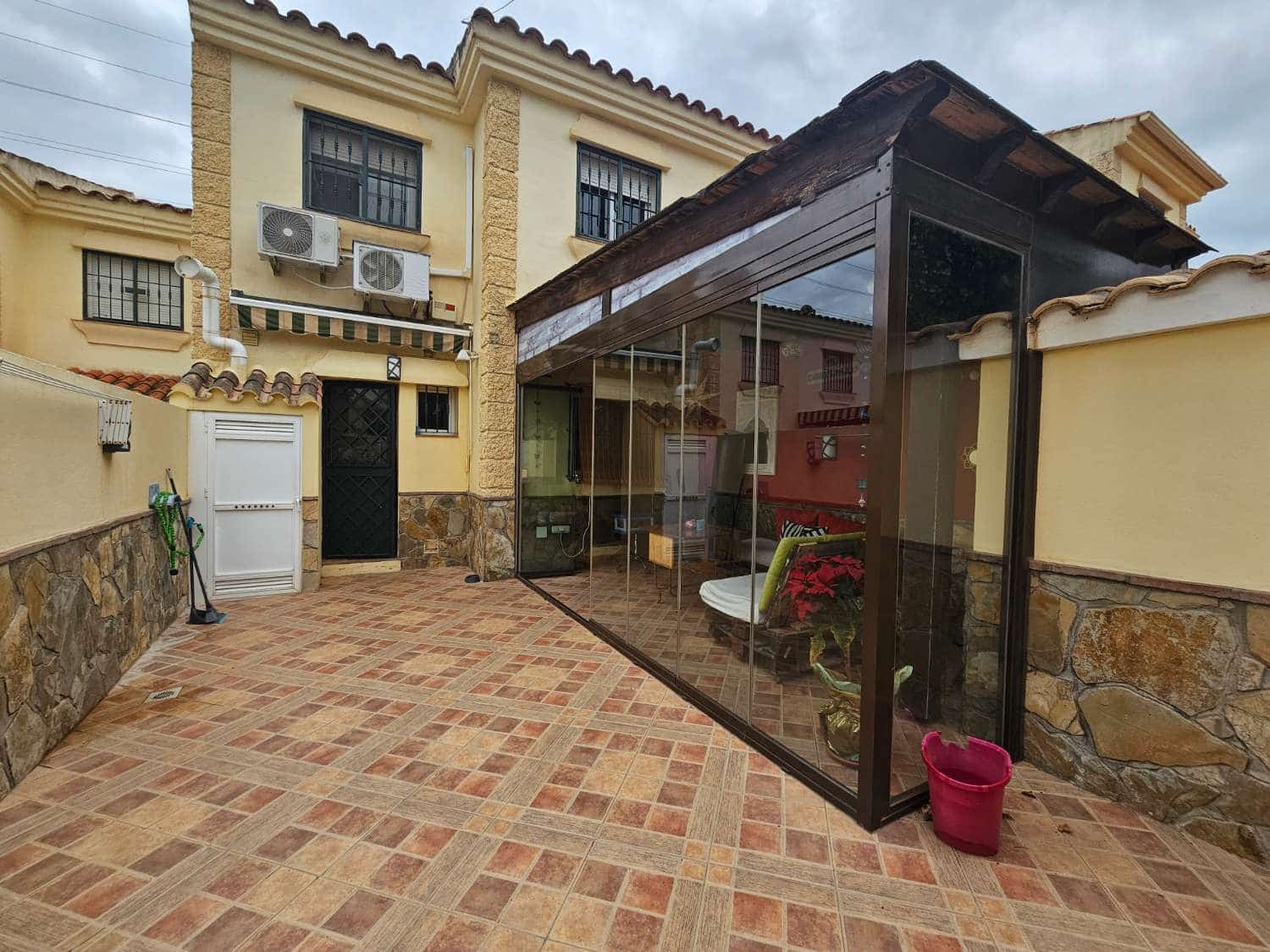 Adosado de 4 habitaciones en Alhaurín de la Torre en venta con piscina garaje - 410.000 € (Ref: 9434791)