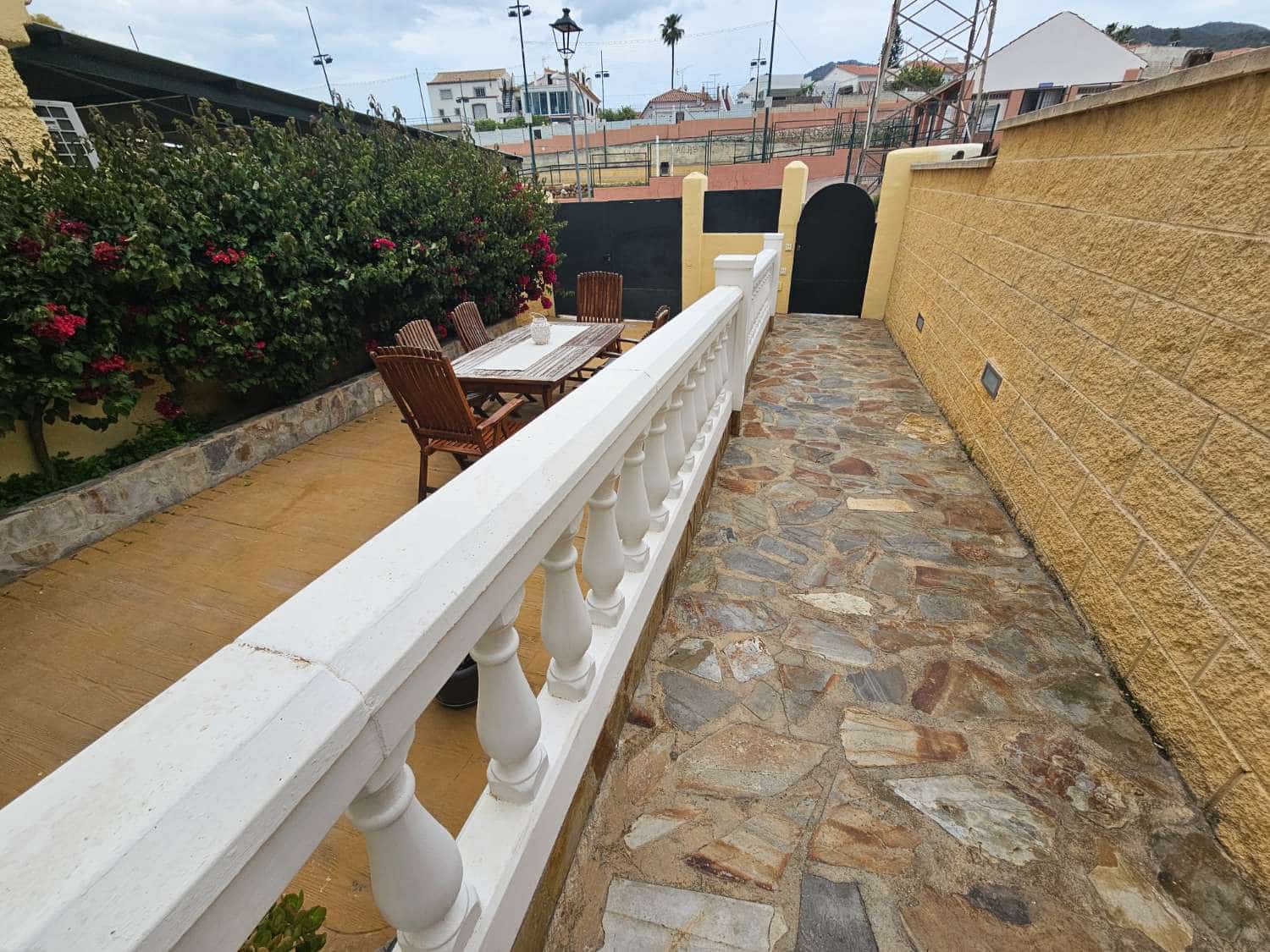 Adosado de 4 habitaciones en Alhaurín de la Torre en venta con piscina garaje - 410.000 € (Ref: 9434791)