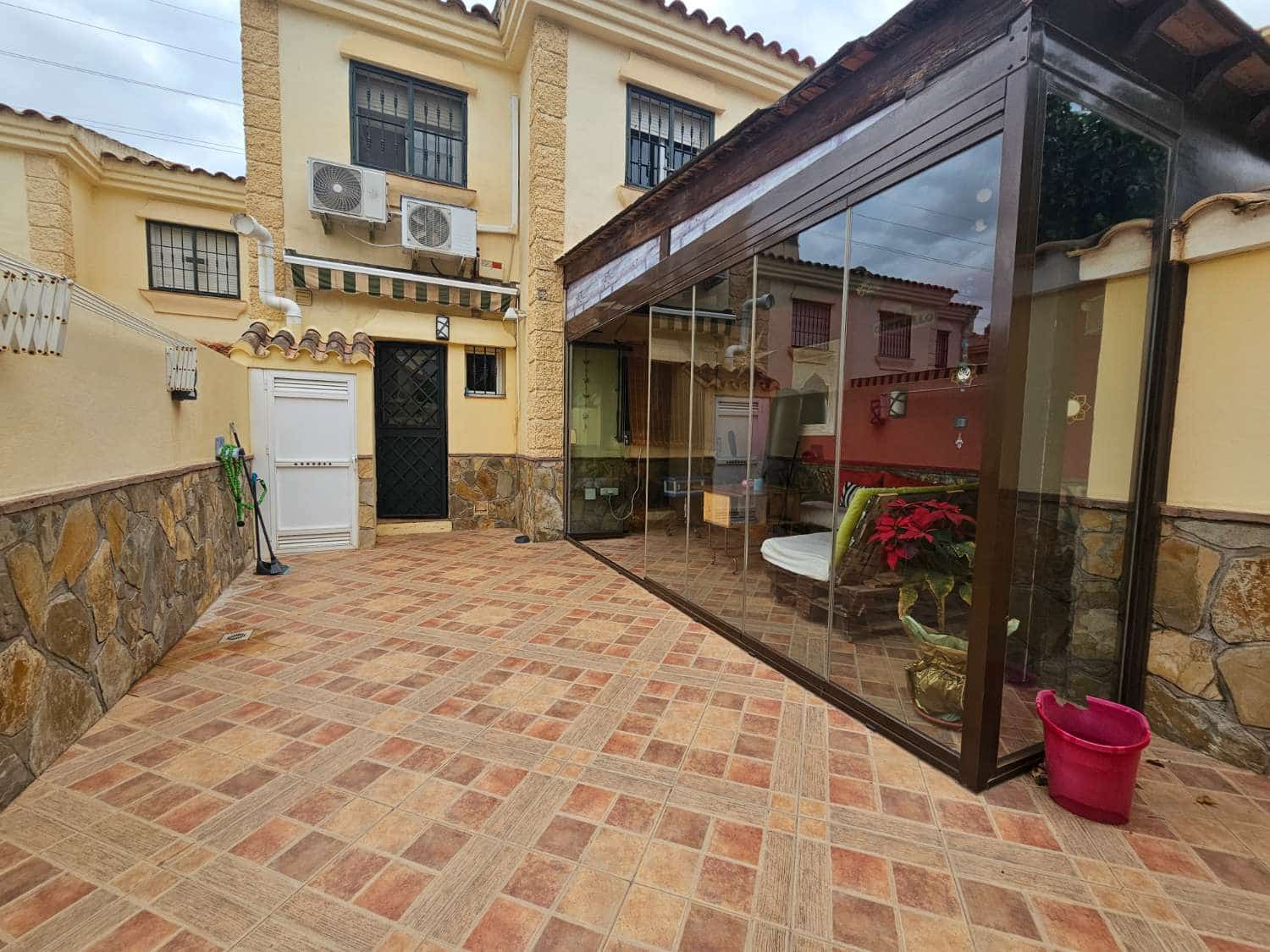 Adosado de 4 habitaciones en Alhaurín de la Torre en venta con piscina garaje - 410.000 € (Ref: 9434791)