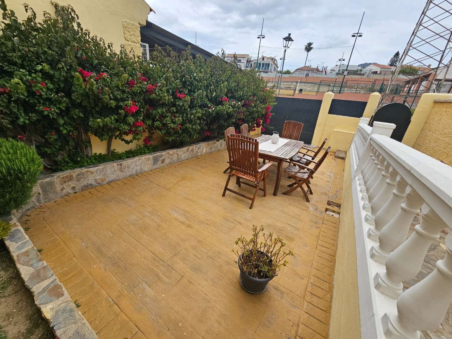 Adosado de 4 habitaciones en Alhaurín de la Torre en venta con piscina garaje - 410.000 € (Ref: 9434791)
