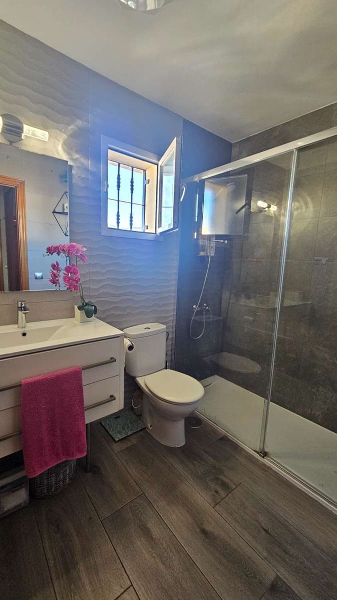 4 makuuhuone Rivitalo myytävänä paikassa Alhaurin de la Torre mukana uima-altaan 
autotalli - 416 000 € (Ref: 9434791)