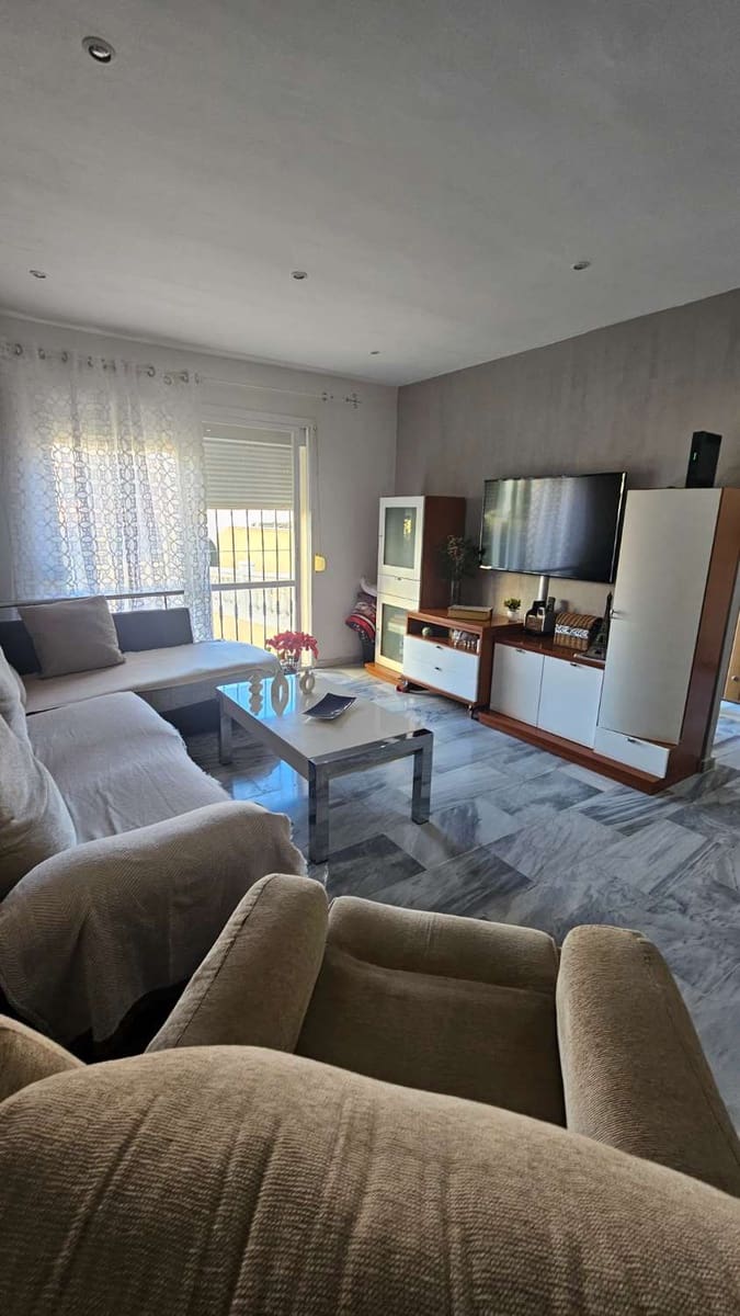 4 makuuhuone Rivitalo myytävänä paikassa Alhaurin de la Torre mukana uima-altaan 
autotalli - 416 000 € (Ref: 9434791)