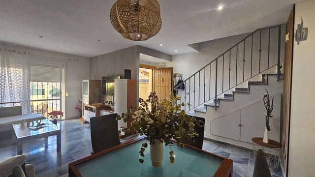 4 soverom Rekkehus til salgs i Alhaurín de la Torre med svømmebasseng garasje - € 416 000 (Ref: 9434791)