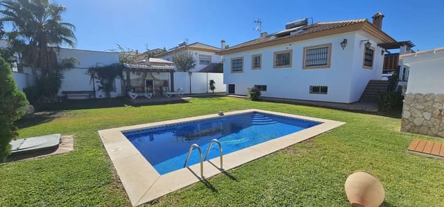 3 Zimmer Villa zu verkaufen in Alhaurín de la Torre mit Pool Garage - 560.000 € (Ref: 9434793)