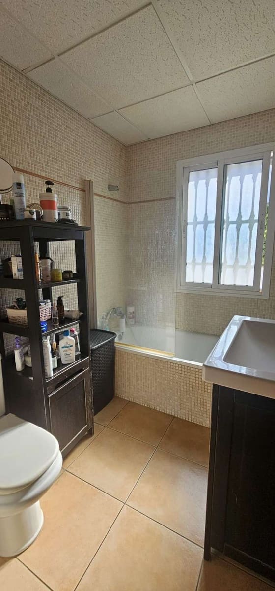 3 bedroom Villa for sale in Alhaurin de la Torre with pool garage - € 560,000 (Ref: 9434793)