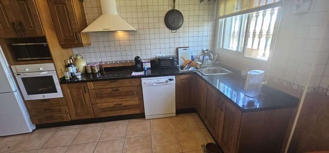 3 Zimmer Villa zu verkaufen in Alhaurín de la Torre mit Pool Garage - 560.000 € (Ref: 9434793)