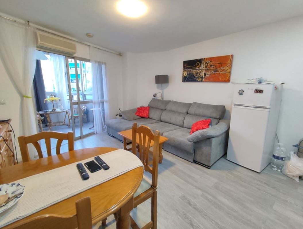 2 Zimmer Strandapartment zu verkaufen in Torremolinos - 243.000 € (Ref: 9434801)