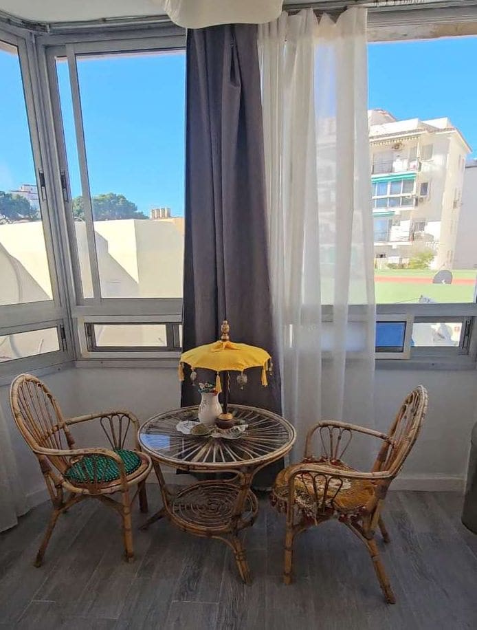 2 Zimmer Strandapartment zu verkaufen in Torremolinos - 243.000 € (Ref: 9434801)