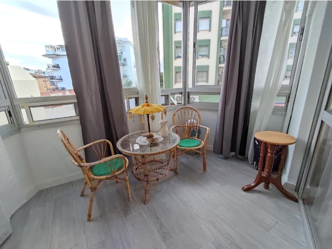 2 Zimmer Strandapartment zu verkaufen in Torremolinos - 243.000 € (Ref: 9434801)