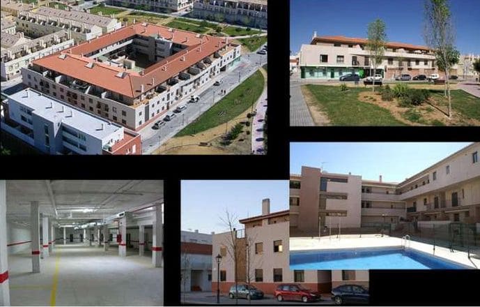 2 bedroom Beach Apartment for sale in Alhaurin de la Torre with pool garage - € 314,000 (Ref: 9434803)