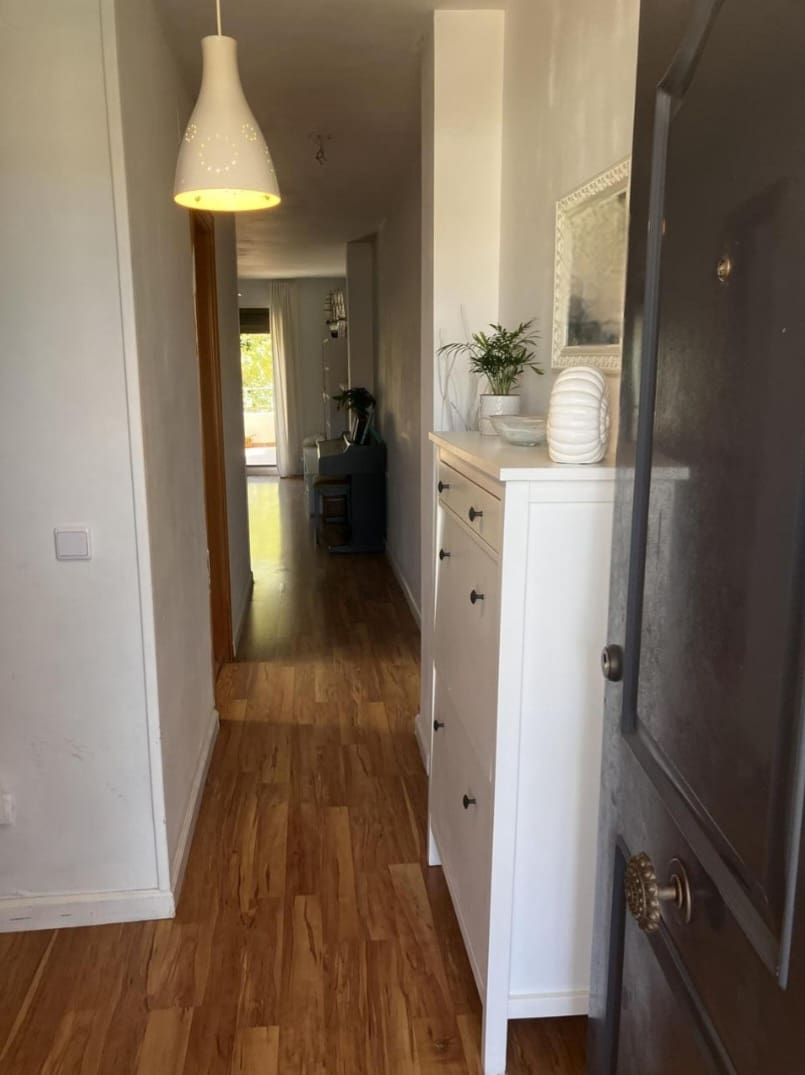 2 bedroom Beach Apartment for sale in Alhaurin de la Torre with pool garage - € 314,000 (Ref: 9434803)