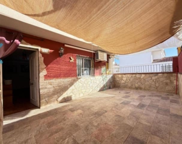 Adosado de 4 habitaciones en Cártama en venta con piscina garaje - 309.000 € (Ref: 9434807)