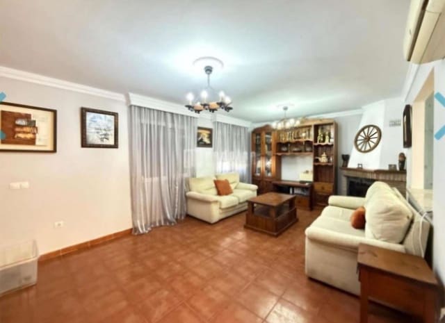 Adosado de 4 habitaciones en Cártama en venta con piscina garaje - 309.000 € (Ref: 9434807)