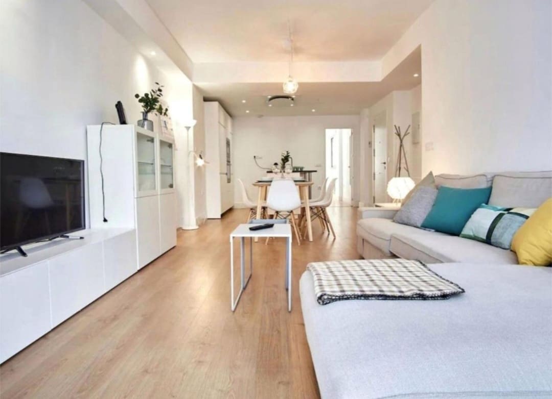 2 bedroom Flat for sale in Cartama with garage - € 236,900 (Ref: 9434809)