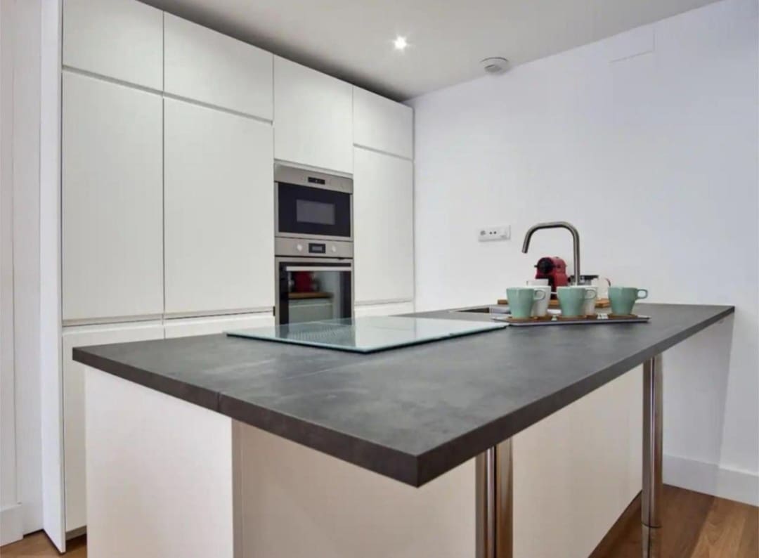 2 bedroom Flat for sale in Cartama with garage - € 236,900 (Ref: 9434809)