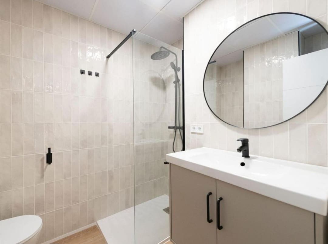 2 bedroom Flat for sale in Cartama with garage - € 236,900 (Ref: 9434809)