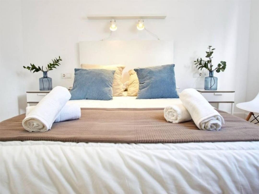 2 bedroom Flat for sale in Cartama with garage - € 236,900 (Ref: 9434809)