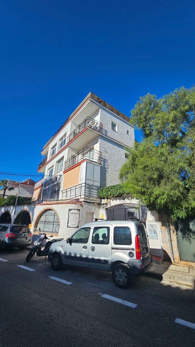 2 Zimmer Strandapartment zu verkaufen in Torremolinos mit Pool - 219.500 € (Ref: 9434811)