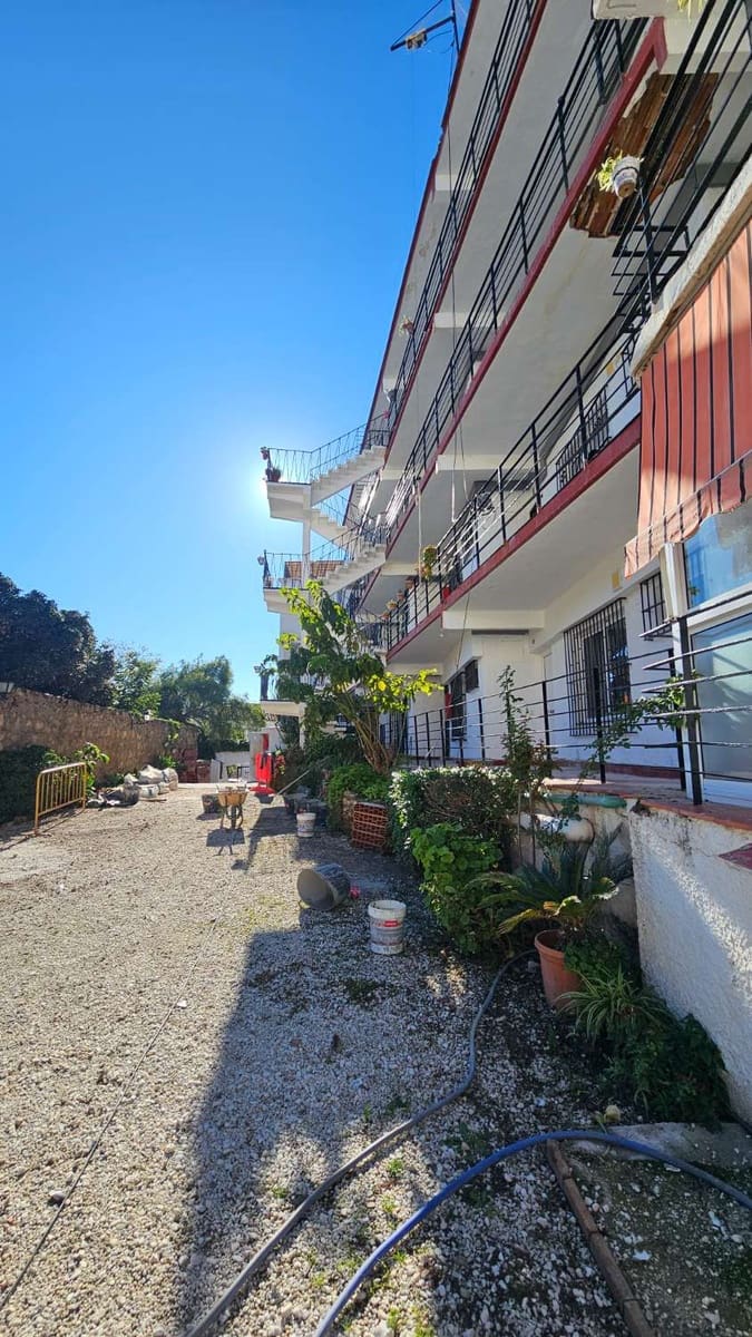 2 Zimmer Strandapartment zu verkaufen in Torremolinos mit Pool - 219.500 € (Ref: 9434811)