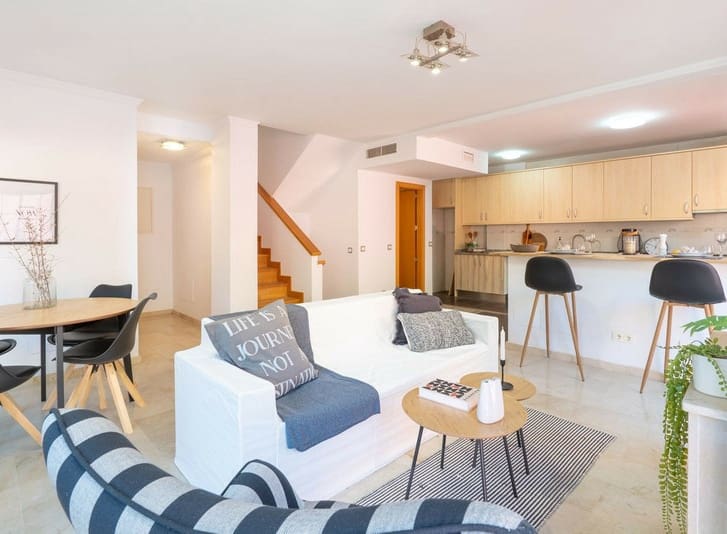 4 Zimmer Doppelhaus zu verkaufen in Benalmadena mit Pool Garage - 495.000 € (Ref: 9434812)