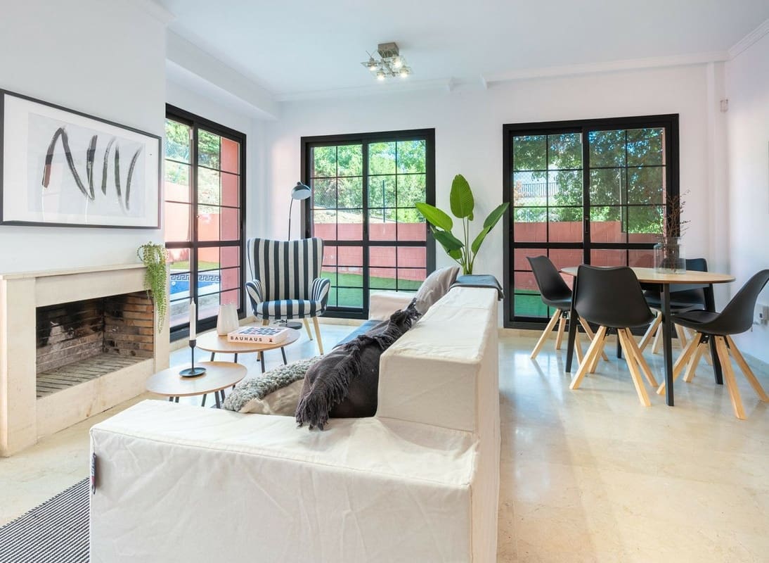 4 Zimmer Doppelhaus zu verkaufen in Benalmadena mit Pool Garage - 495.000 € (Ref: 9434812)