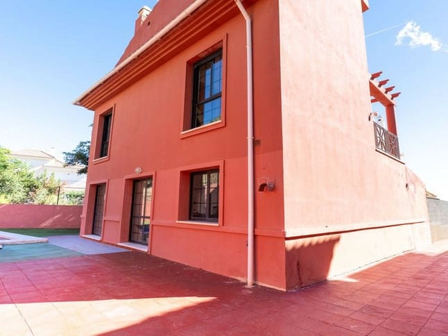 4 Zimmer Doppelhaus zu verkaufen in Benalmadena mit Pool Garage - 495.000 € (Ref: 9434812)