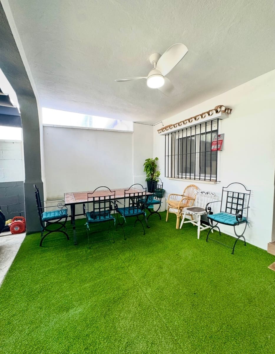 6 bedroom Finca/Country House for sale in Alhaurin de la Torre - € 785,000 (Ref: 9434815)