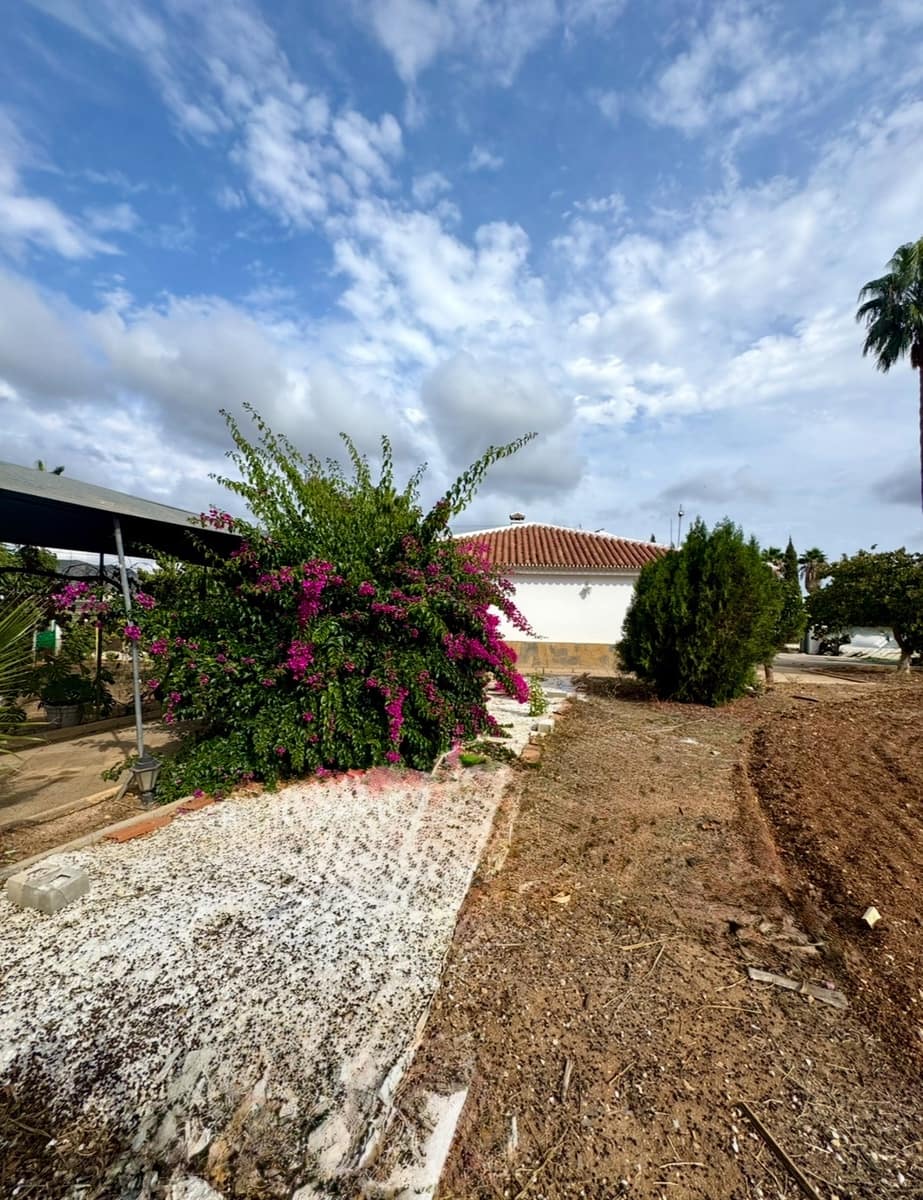 6 bedroom Finca/Country House for sale in Alhaurin de la Torre - € 785,000 (Ref: 9434815)