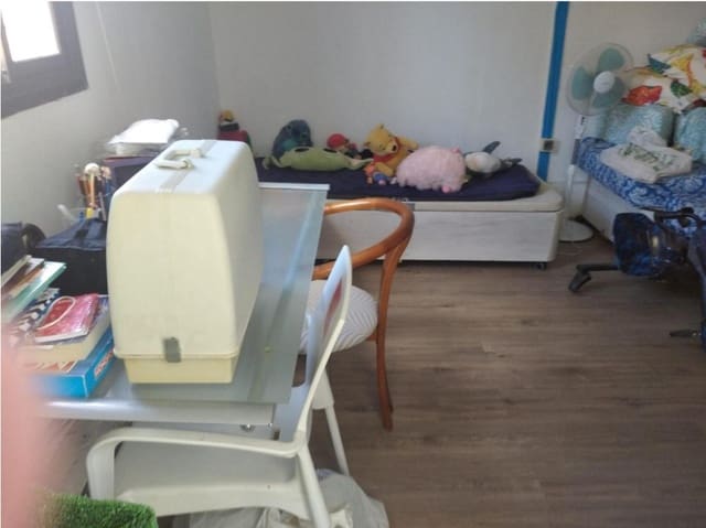 Finca/Landehus til salg i Cártama med swimmingpool garage - € 160.000 (Ref: 9434818)