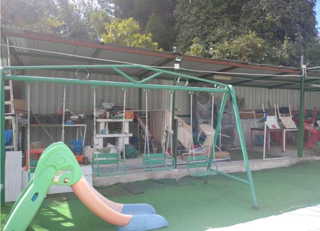 Finca/Landehus til salg i Cártama med swimmingpool garage - € 160.000 (Ref: 9434818)