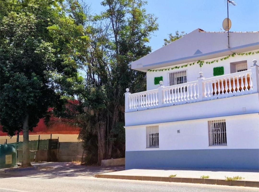 Casa de 2 habitaciones en Málaga ciudad en venta - 308.998 € (Ref: 9434819)