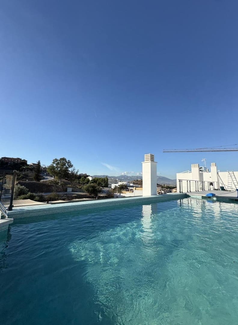 1 quarto Apartamento de Praia para venda em Puerto de la Torre com piscina garagem - 268 950 € (Ref: 9434821)