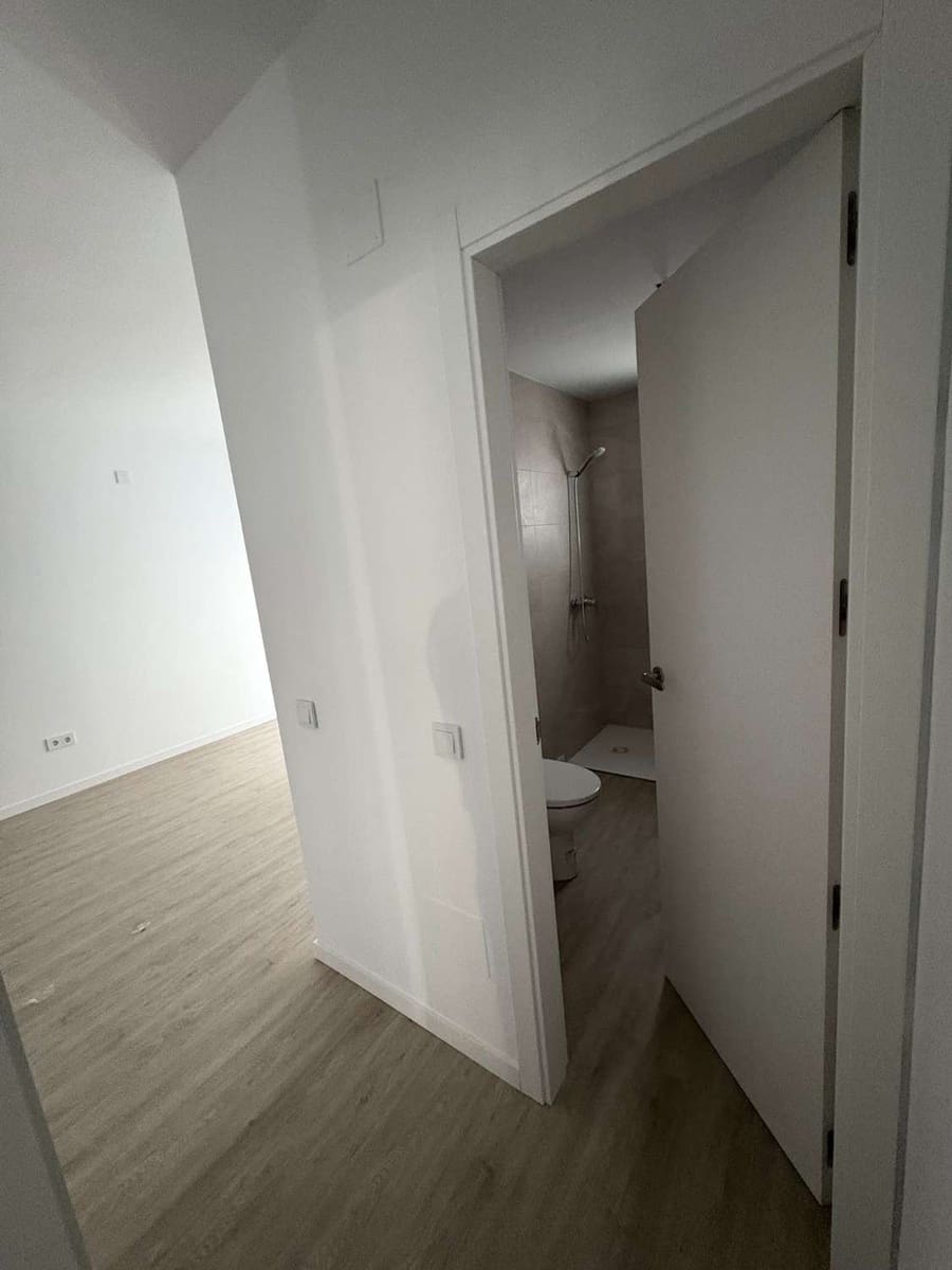 1 quarto Apartamento de Praia para venda em Puerto de la Torre com piscina garagem - 268 950 € (Ref: 9434821)