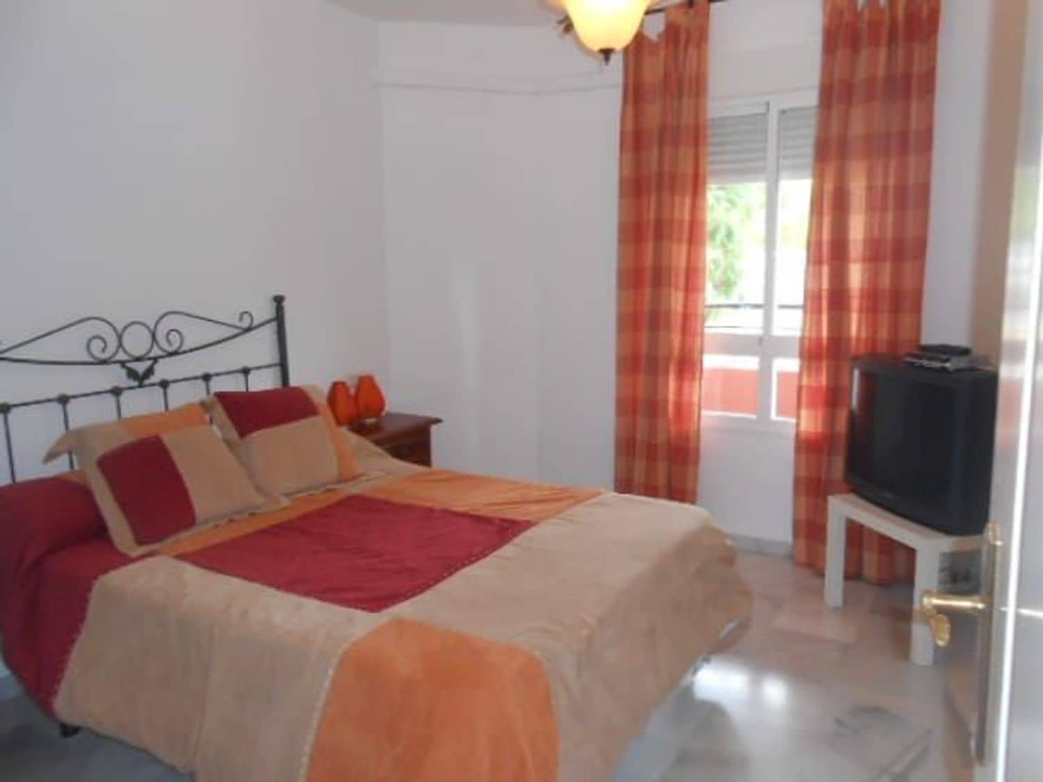 3 makuuhuone Asunto myytävänä paikassa Fuengirola mukana uima-altaan 
autotalli - 430 000 € (Ref: 9434825)