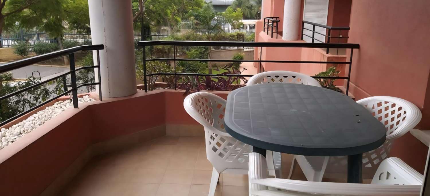 3 makuuhuone Asunto myytävänä paikassa Fuengirola mukana uima-altaan 
autotalli - 430 000 € (Ref: 9434825)