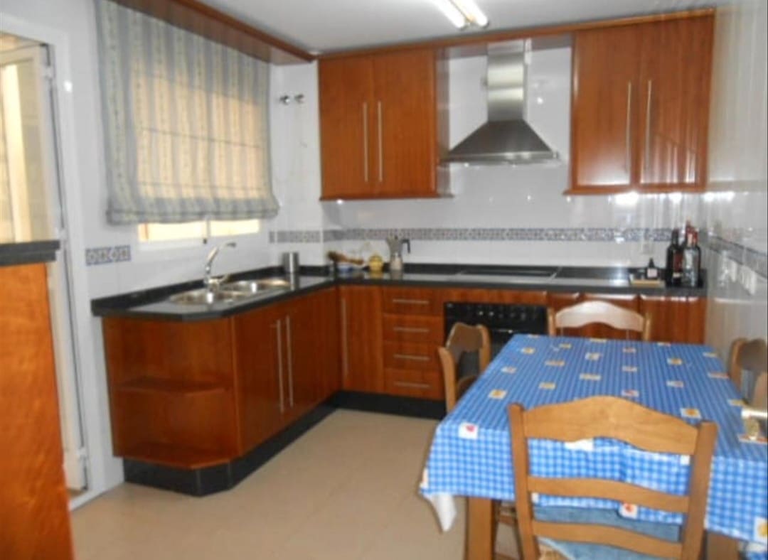 3 makuuhuone Asunto myytävänä paikassa Fuengirola mukana uima-altaan 
autotalli - 430 000 € (Ref: 9434825)