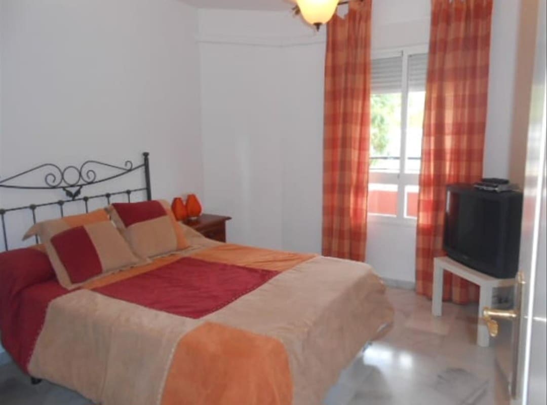 3 makuuhuone Asunto myytävänä paikassa Fuengirola mukana uima-altaan 
autotalli - 430 000 € (Ref: 9434825)