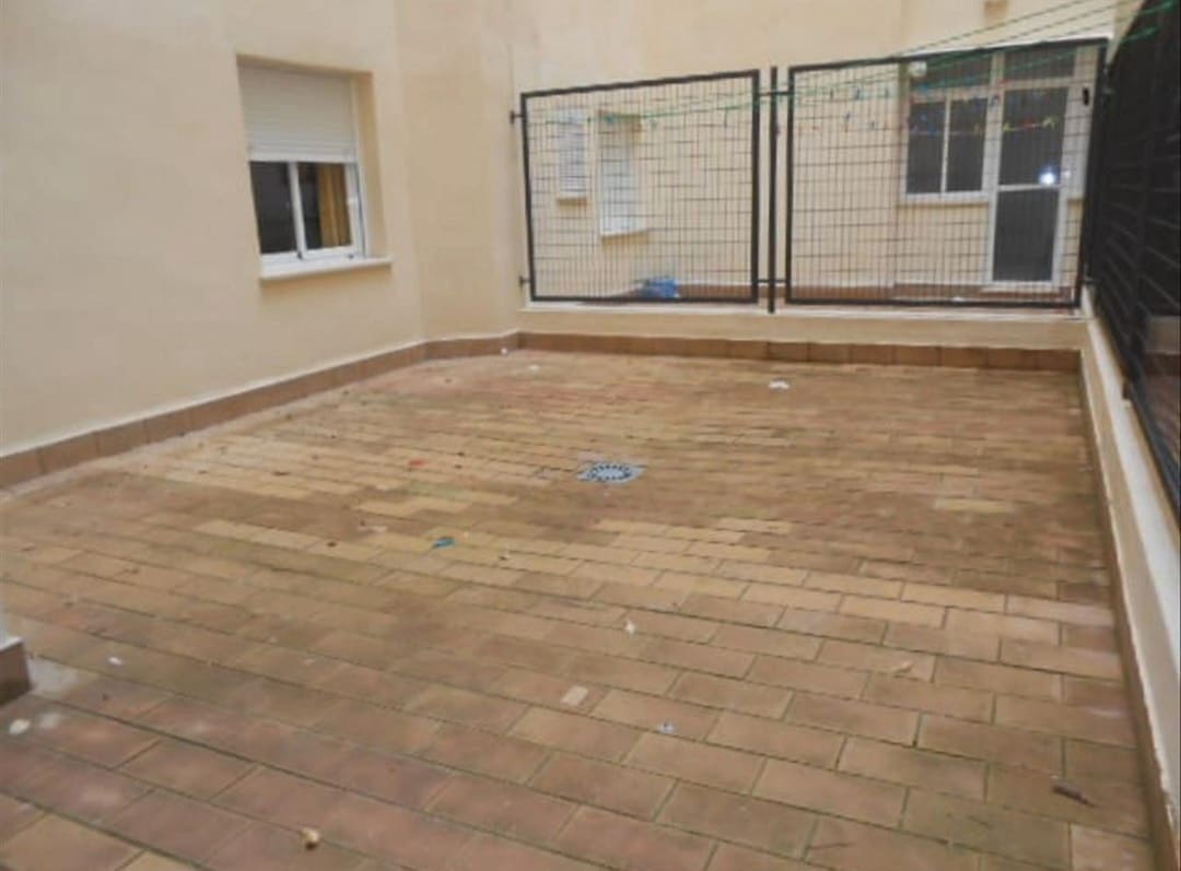 3 makuuhuone Asunto myytävänä paikassa Fuengirola mukana uima-altaan 
autotalli - 430 000 € (Ref: 9434825)