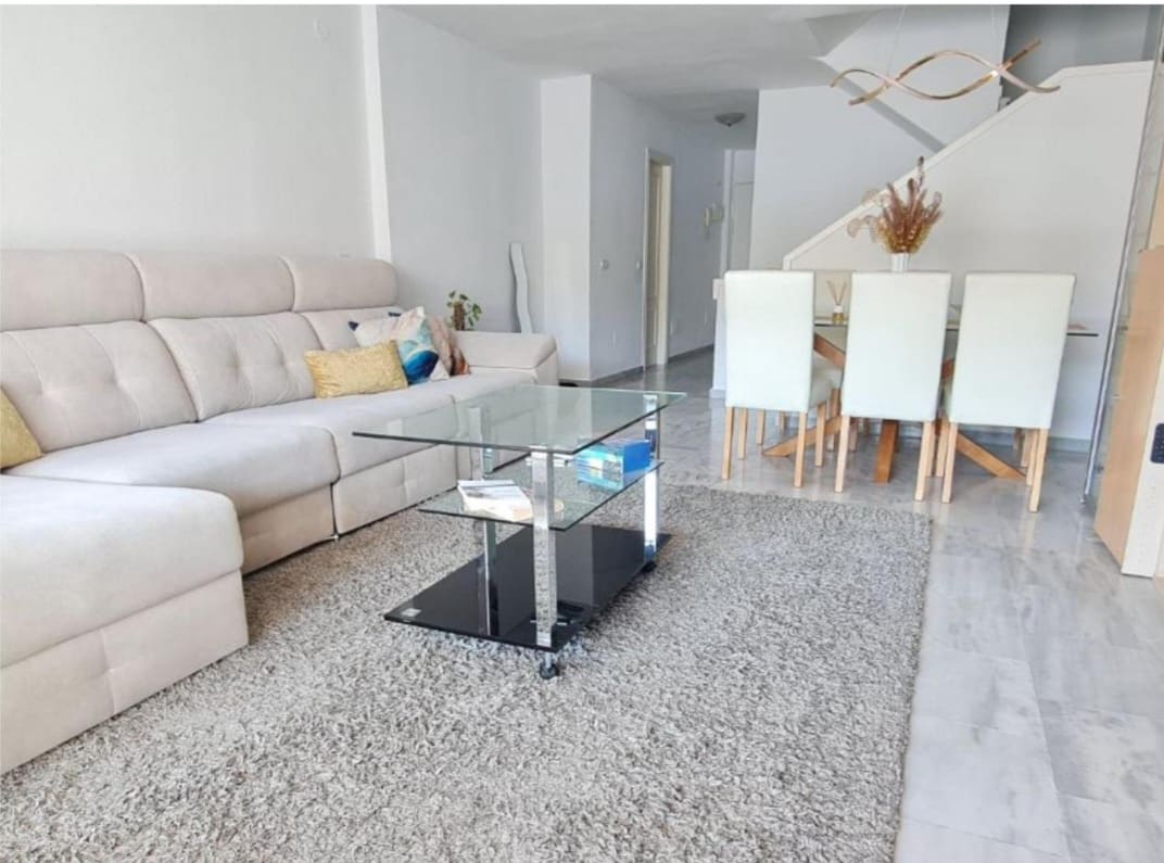 4 sovrum Radhus till salu i Benalmadena med pool - 431 570 € (Ref: 9434827)