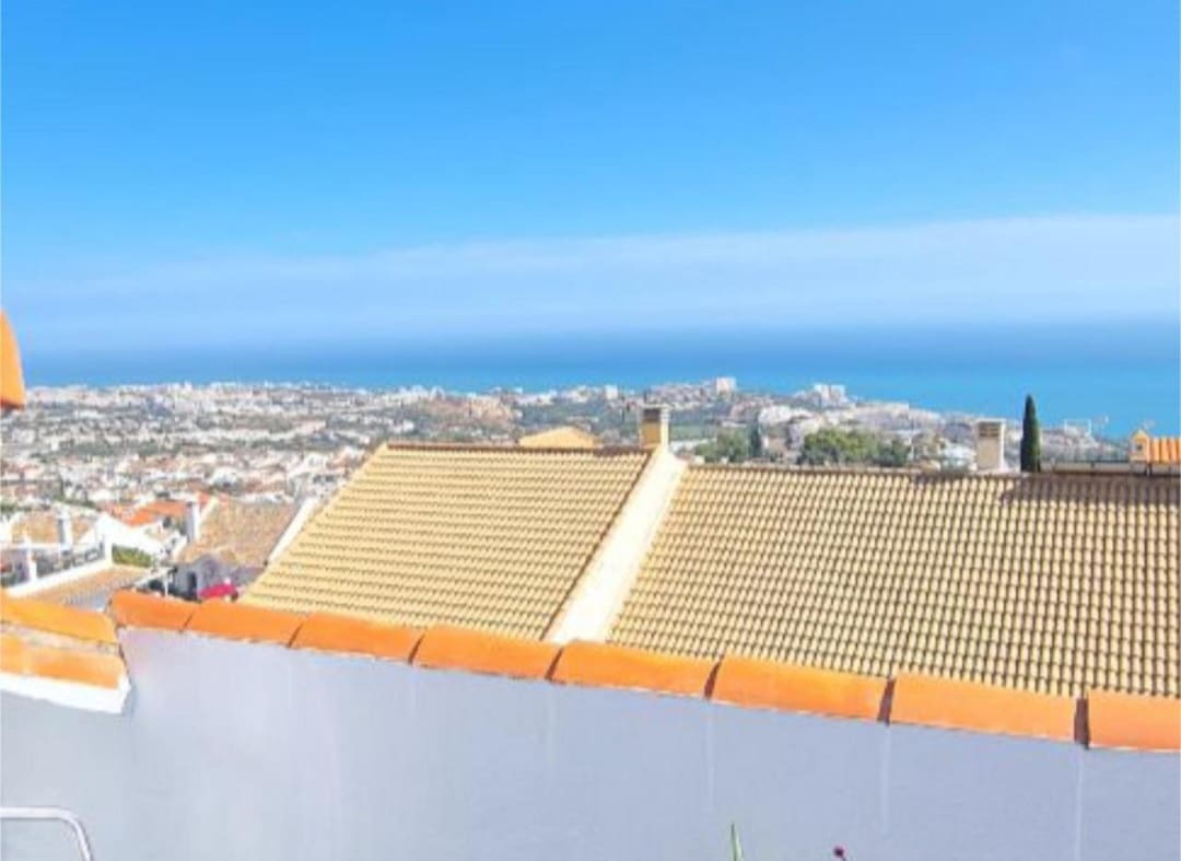 4 sovrum Radhus till salu i Benalmadena med pool - 431 570 € (Ref: 9434827)
