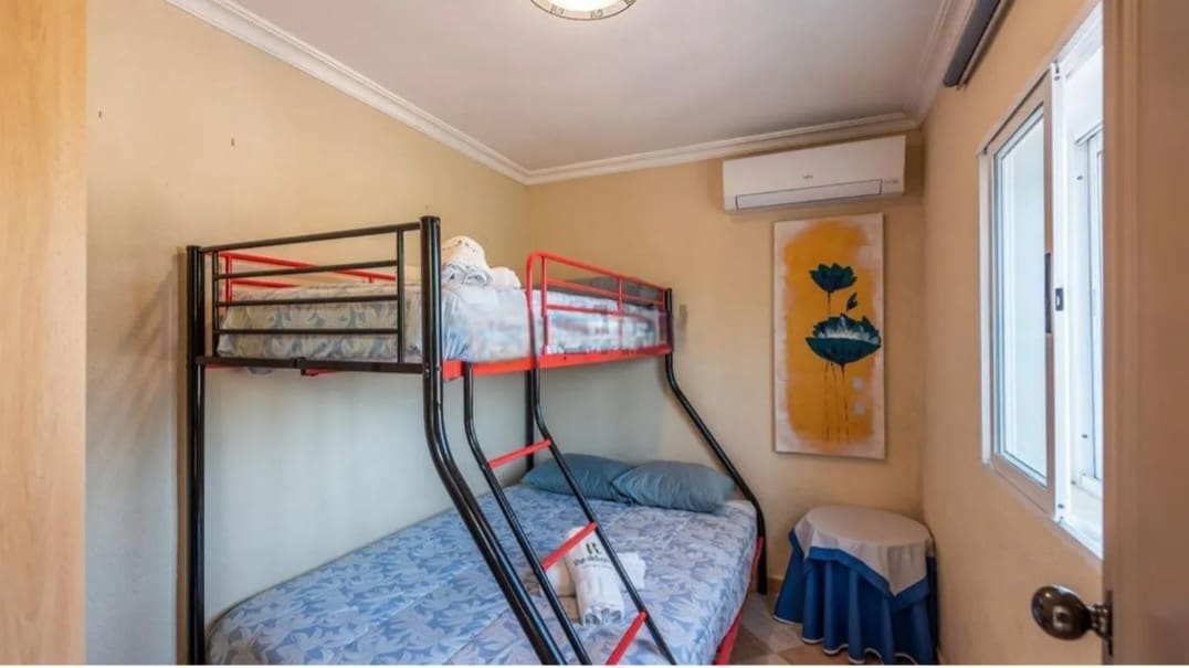 5 Zimmer Villa zu verkaufen in Alhaurin de la Torre mit Pool Garage - 880.000 € (Ref: 9434829)