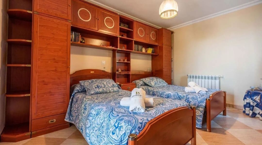 5 Zimmer Villa zu verkaufen in Alhaurin de la Torre mit Pool Garage - 880.000 € (Ref: 9434829)