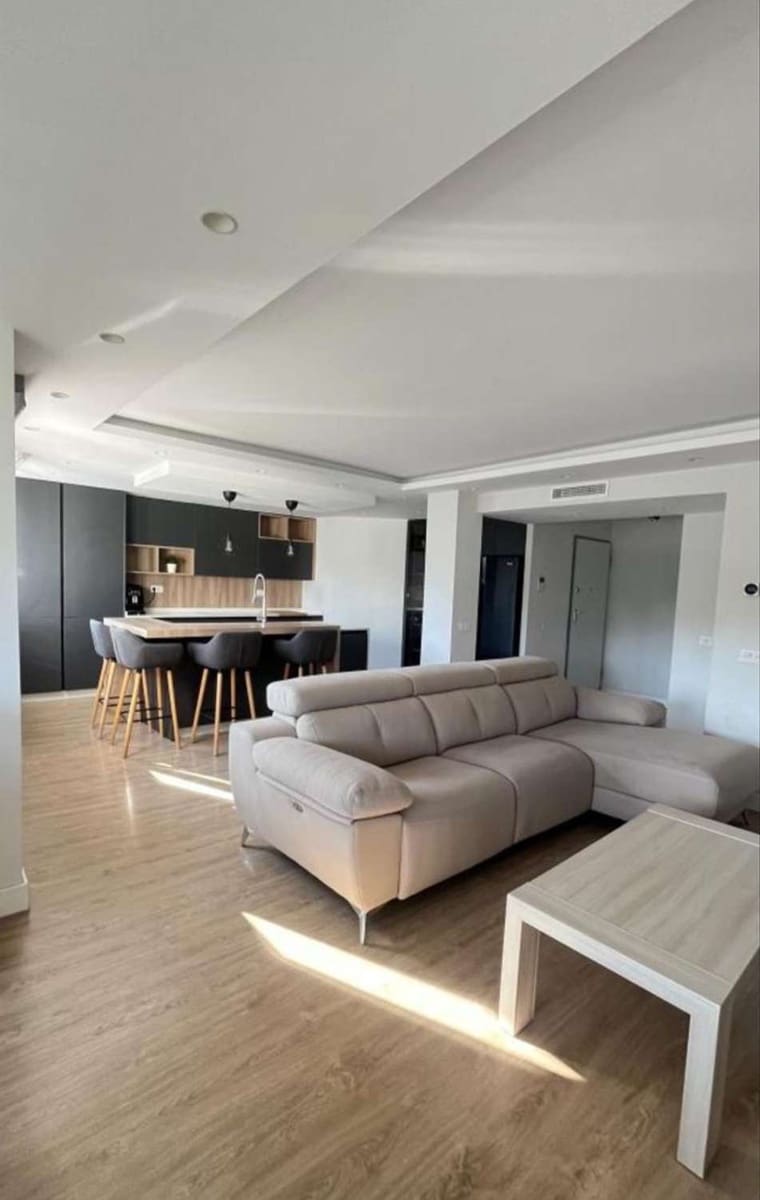 3 soveværelse Lejlighed til salg i Malaga by med garage - € 442.000 (Ref: 9434830)