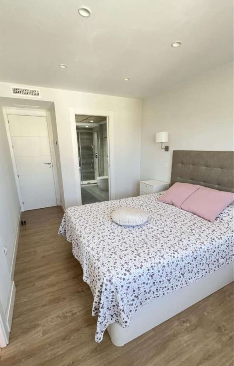 3 soveværelse Lejlighed til salg i Malaga by med garage - € 442.000 (Ref: 9434830)