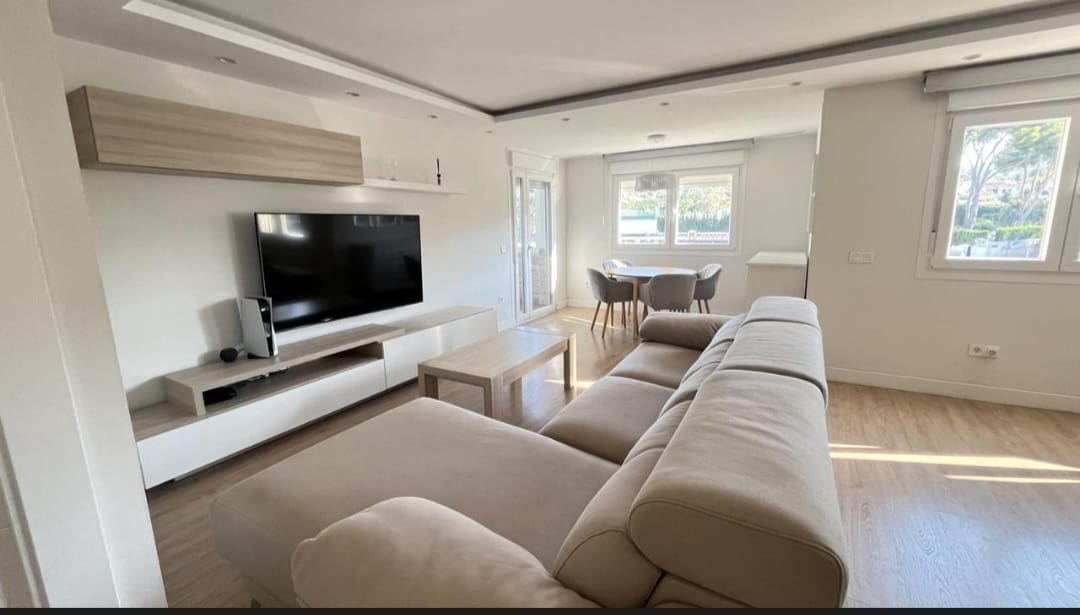 3 soveværelse Lejlighed til salg i Malaga by med garage - € 442.000 (Ref: 9434830)