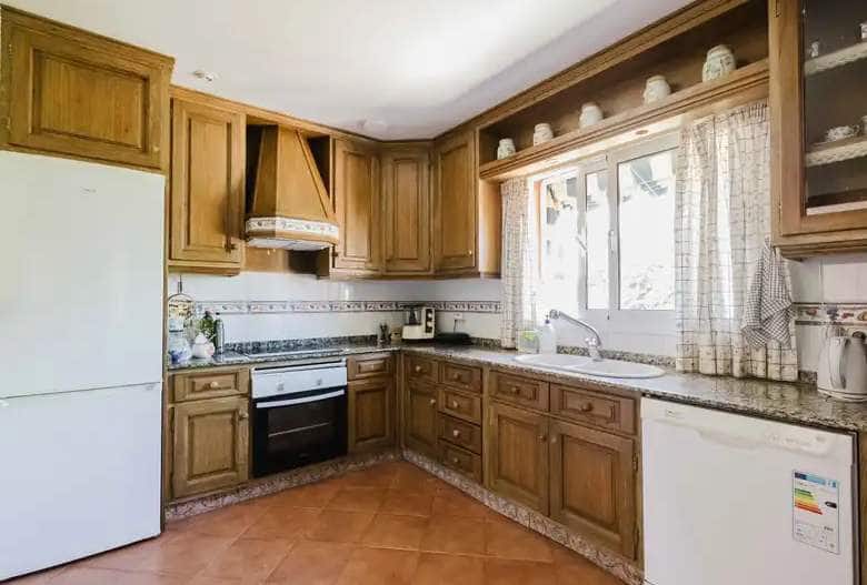 Chalet de 4 habitaciones en Mijas en venta con piscina garaje - 830.000 € (Ref: 9434835)