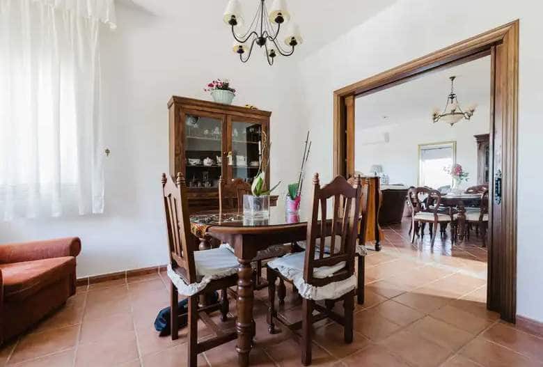 Chalet de 4 habitaciones en Mijas en venta con piscina garaje - 830.000 € (Ref: 9434835)