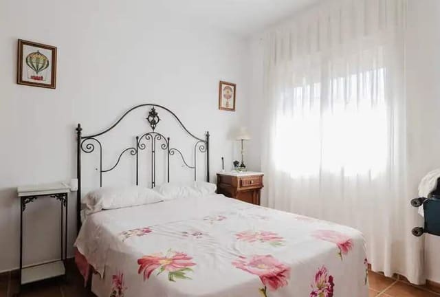 Chalet de 4 habitaciones en Mijas en venta con piscina garaje - 830.000 € (Ref: 9434835)