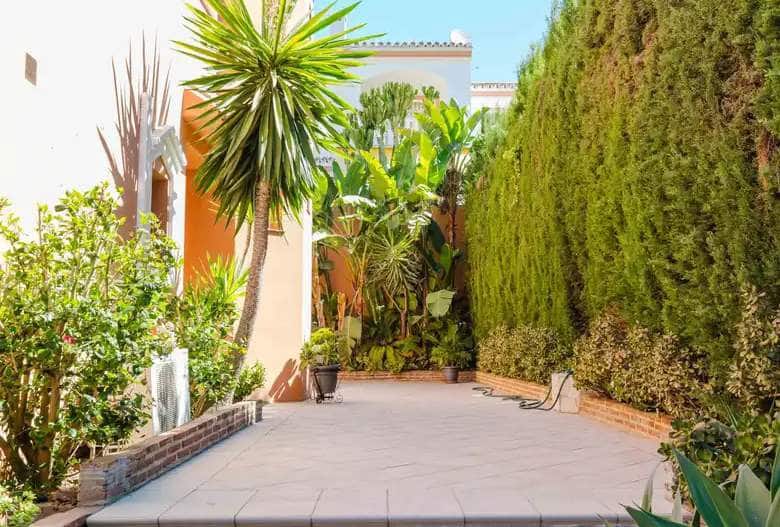 Chalet de 4 habitaciones en Mijas en venta con piscina garaje - 830.000 € (Ref: 9434835)